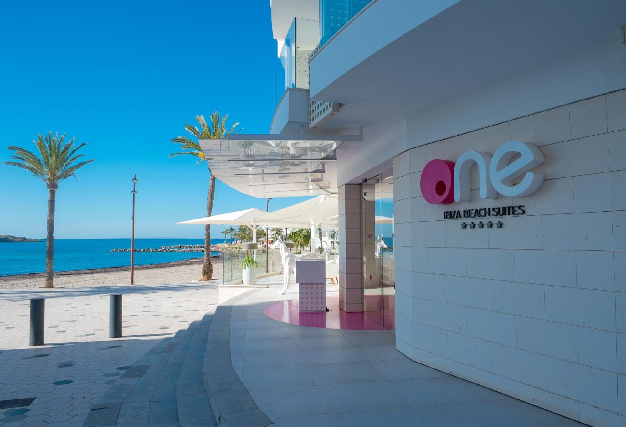 One Ibiza Suites Exteriör bild